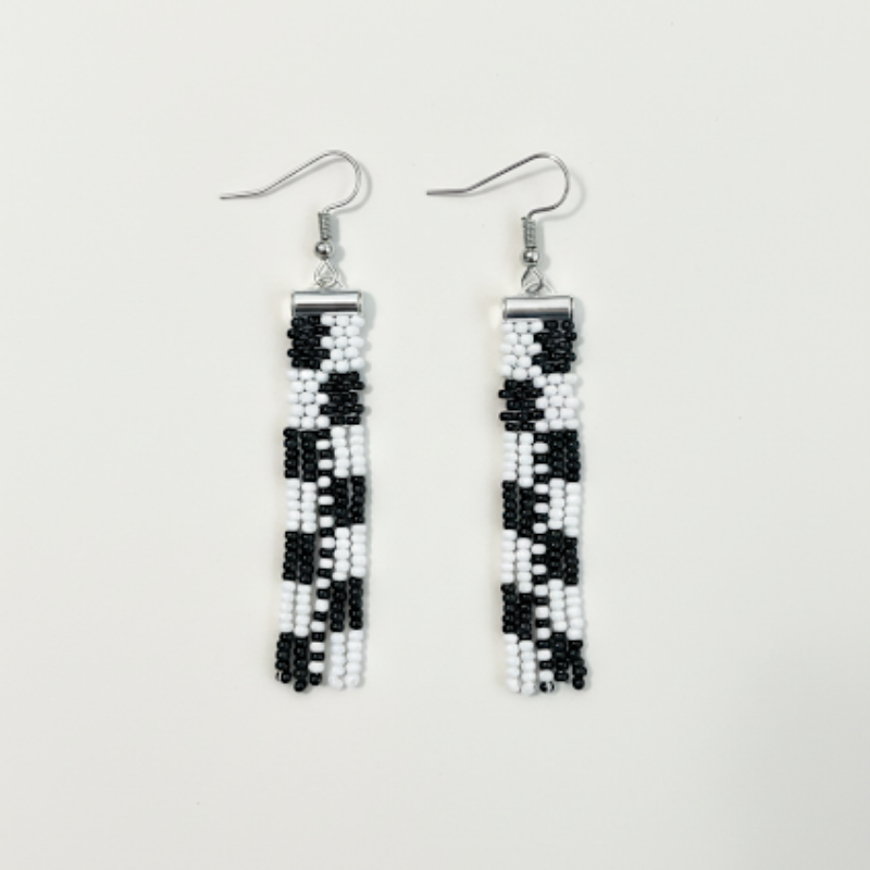 Adorn Linear Fringe Earrings – Black & White
