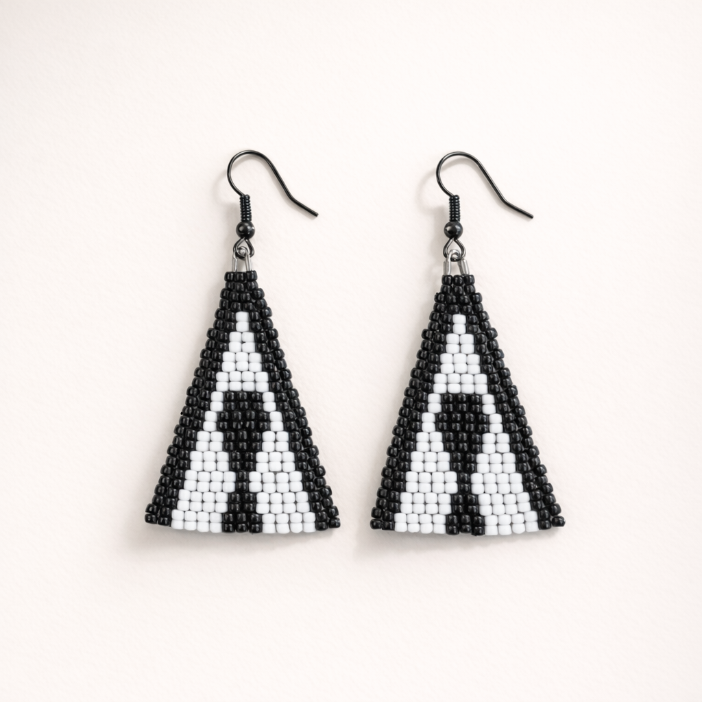 Key of David Blitz Drop Earrings – Black & White
